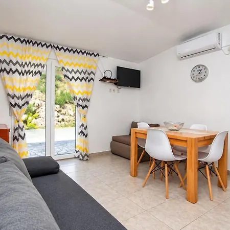 Nada Apartamento *