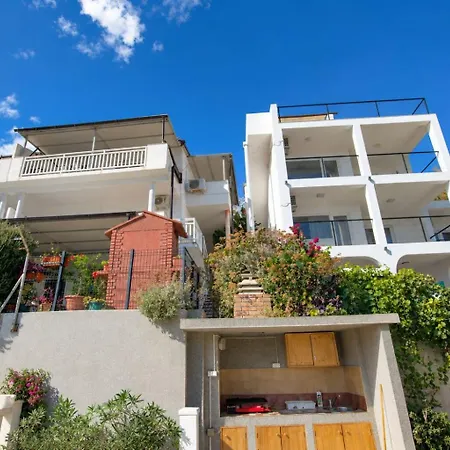 Apartamento Nada Lokva Rogoznica